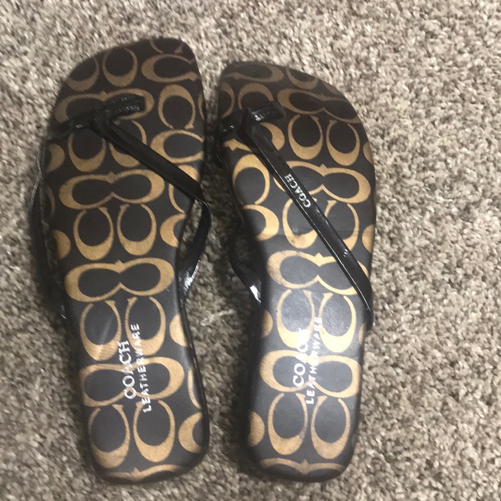 Coach flip flops